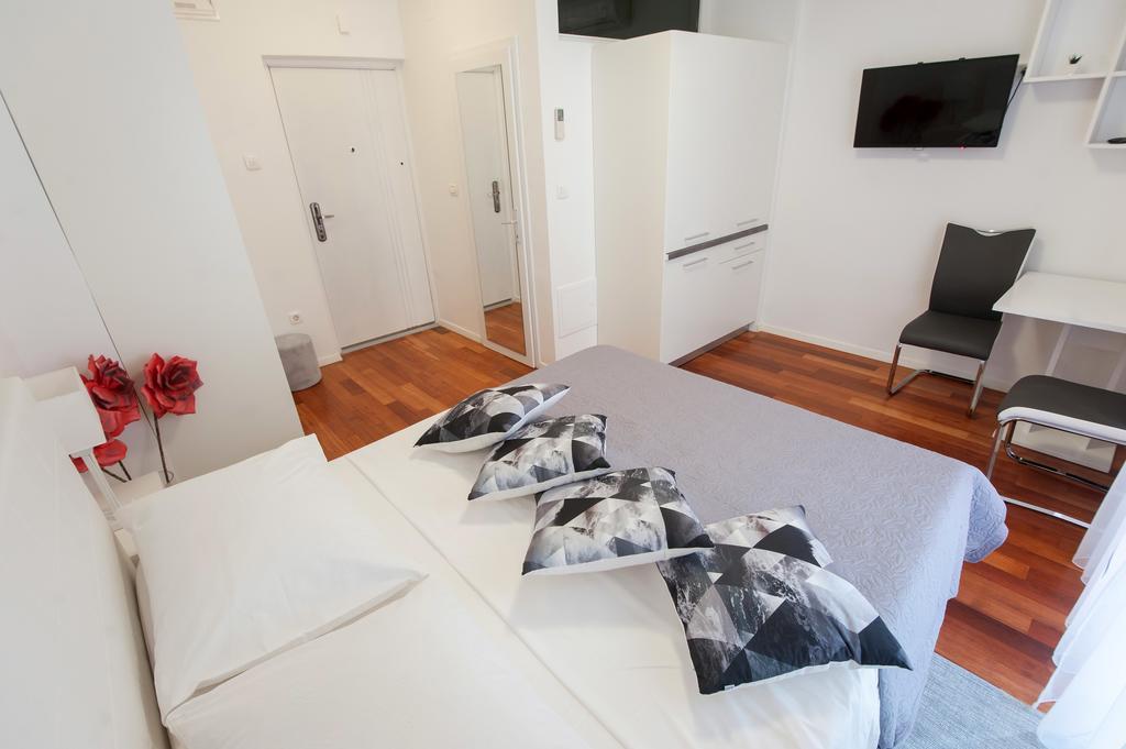 Room Mare Zadar Bagian luar foto