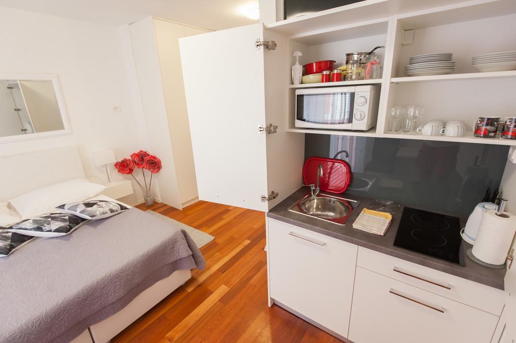 Room Mare Zadar Bagian luar foto